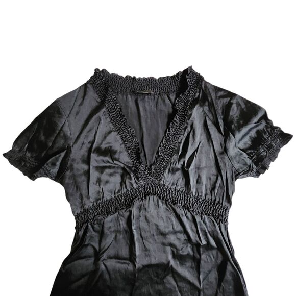 BCBGMAXAZRIA Black Silk Blend Short Sleeve V Neck Ruched Top Sz S - Picture 3 of 11